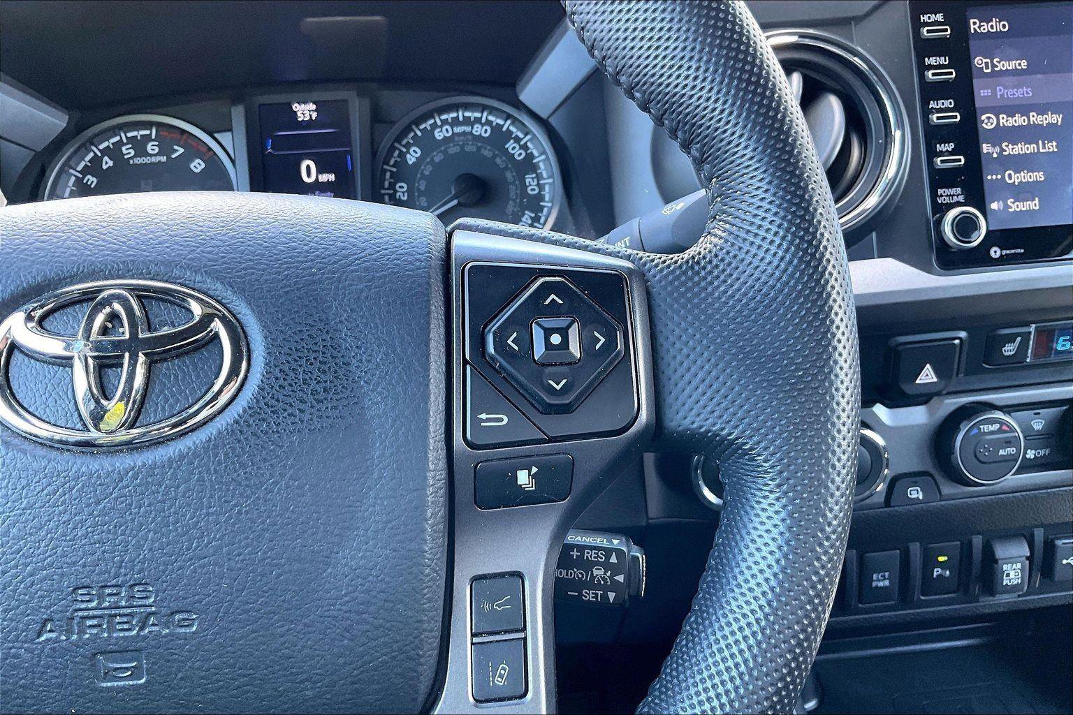 Used 2023 Toyota Tacoma TRD Off-Road w/ TRD Premium Off Road Package AWD/4WD image 18