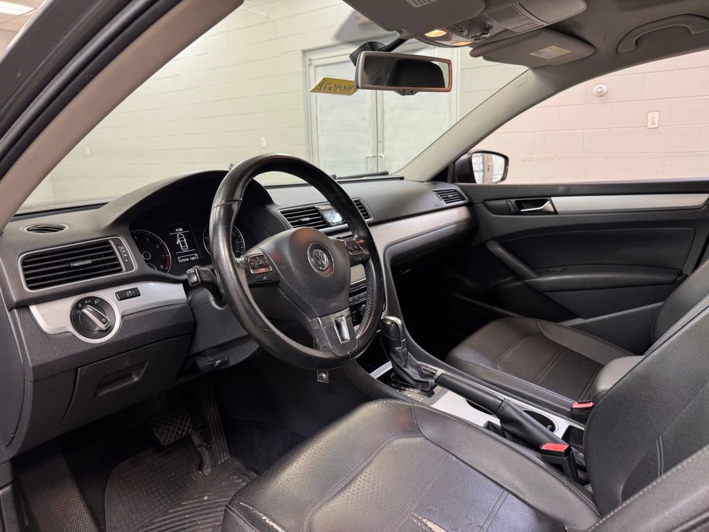 Used 2013 Volkswagen Passat 2.5 SE FWD image 14