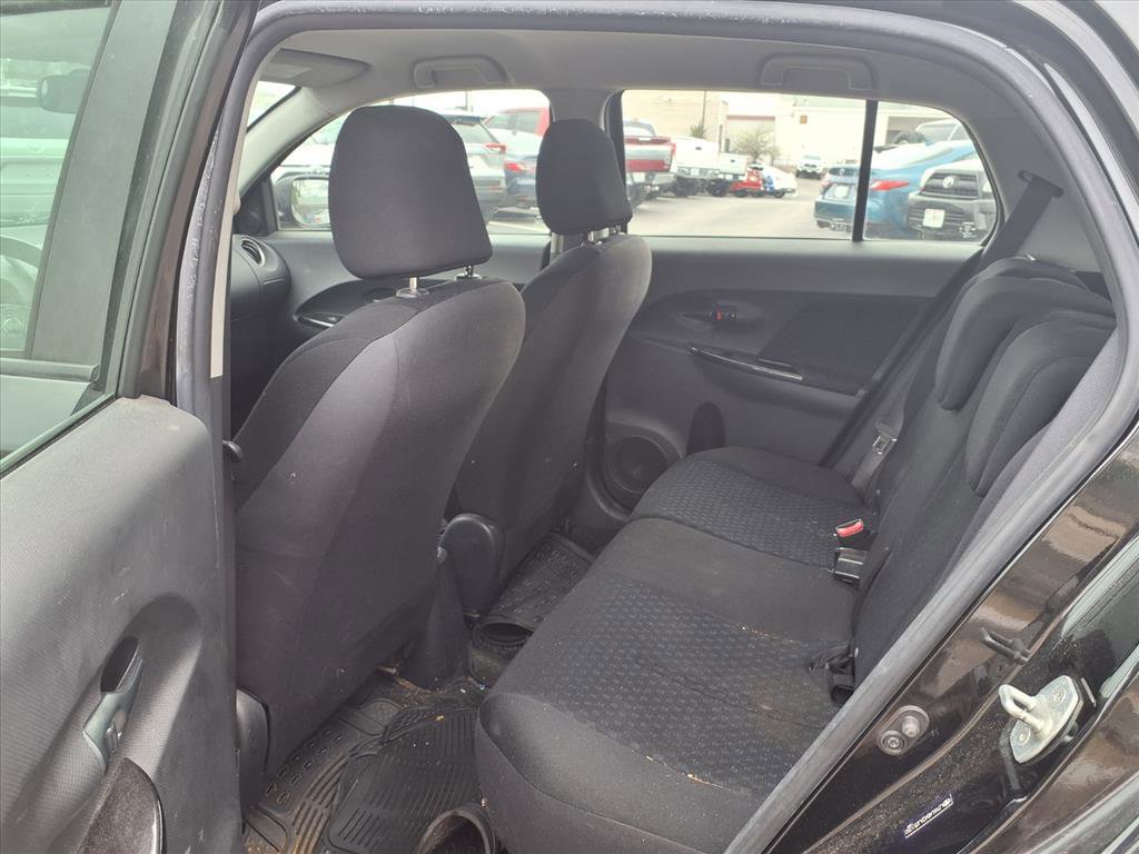 Used 2010 Scion xD image 21