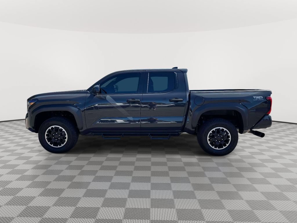 Used 2024 Toyota Tacoma TRD Off-Road AWD/4WD image 4