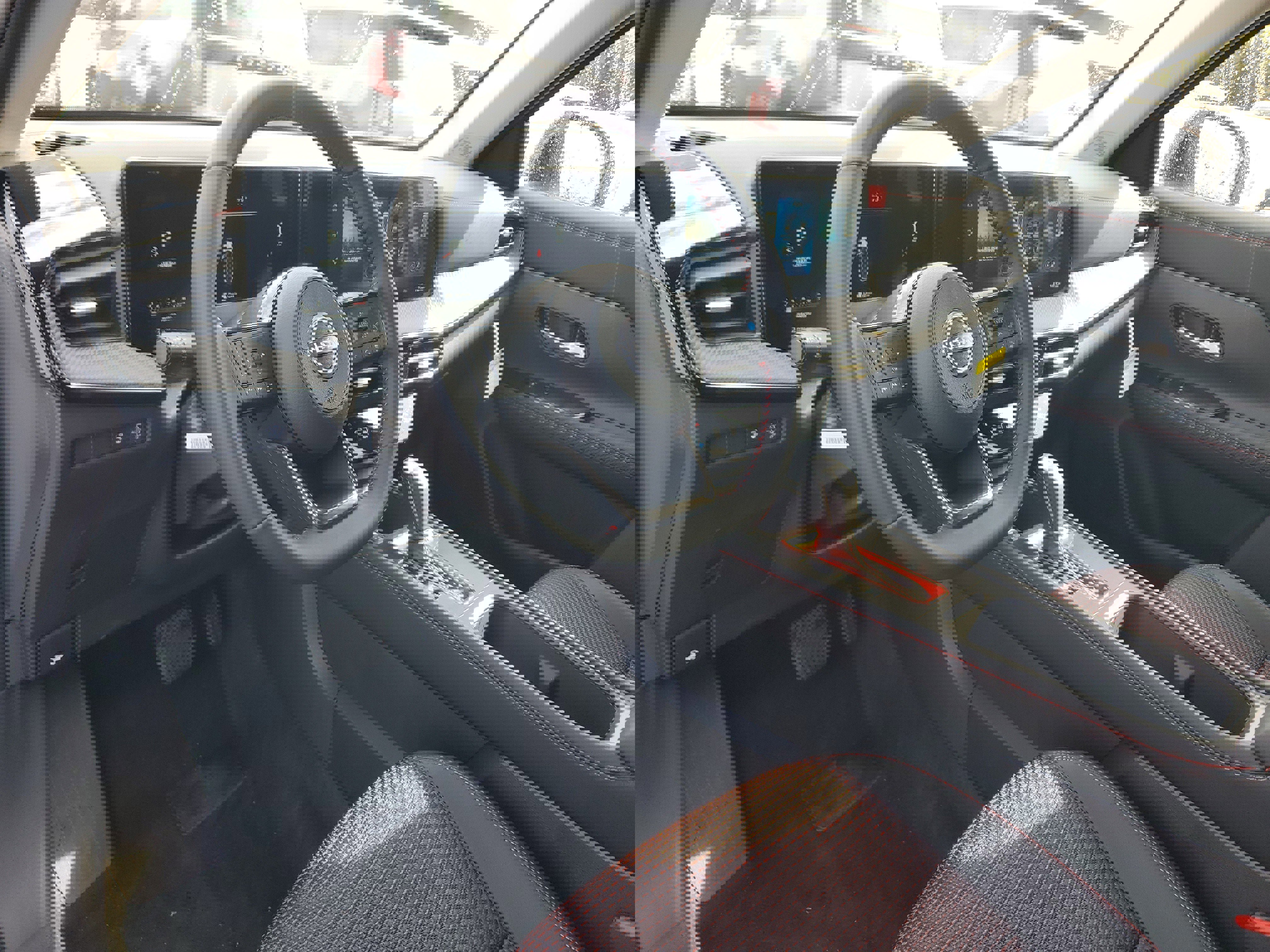 New 2026 Nissan Kicks SR image 9