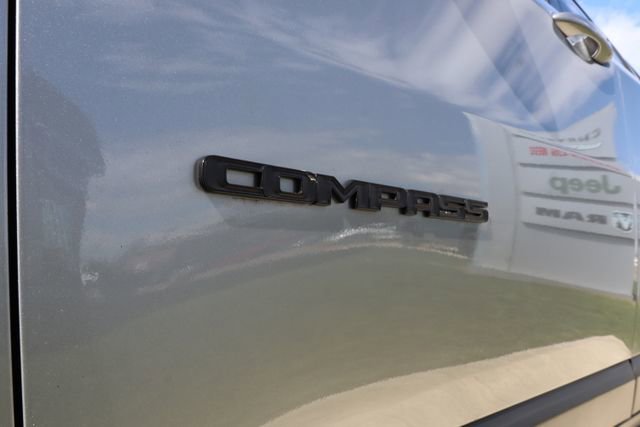 Used 2022 Jeep Compass Altitude w/ Convenience Group image 6