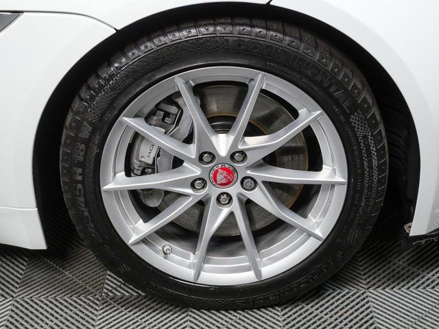 Used 2020 Jaguar F-TYPE Convertible image 39