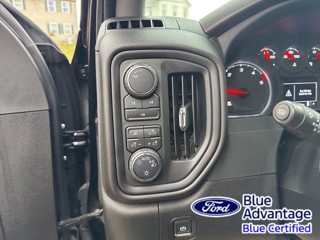 Used 2024 Chevrolet Silverado 2500 Custom w/ Custom Value Package image 20