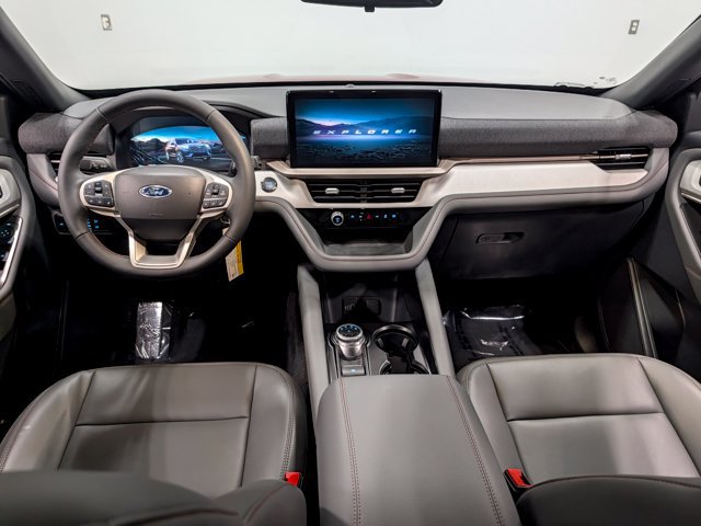 New 2027 Ford Explorer Active w/ Active Comfort Package RWD image 27