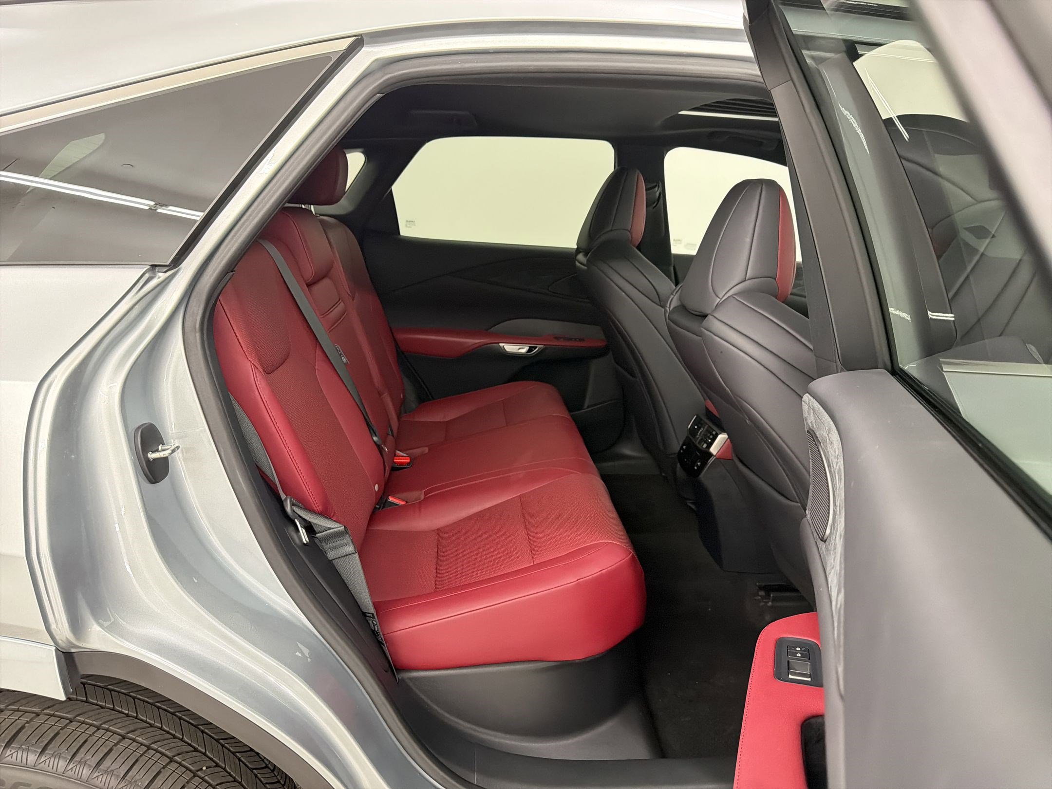 Certified 2023 Lexus RX 350 F Sport w/ Cold Area Package image 28