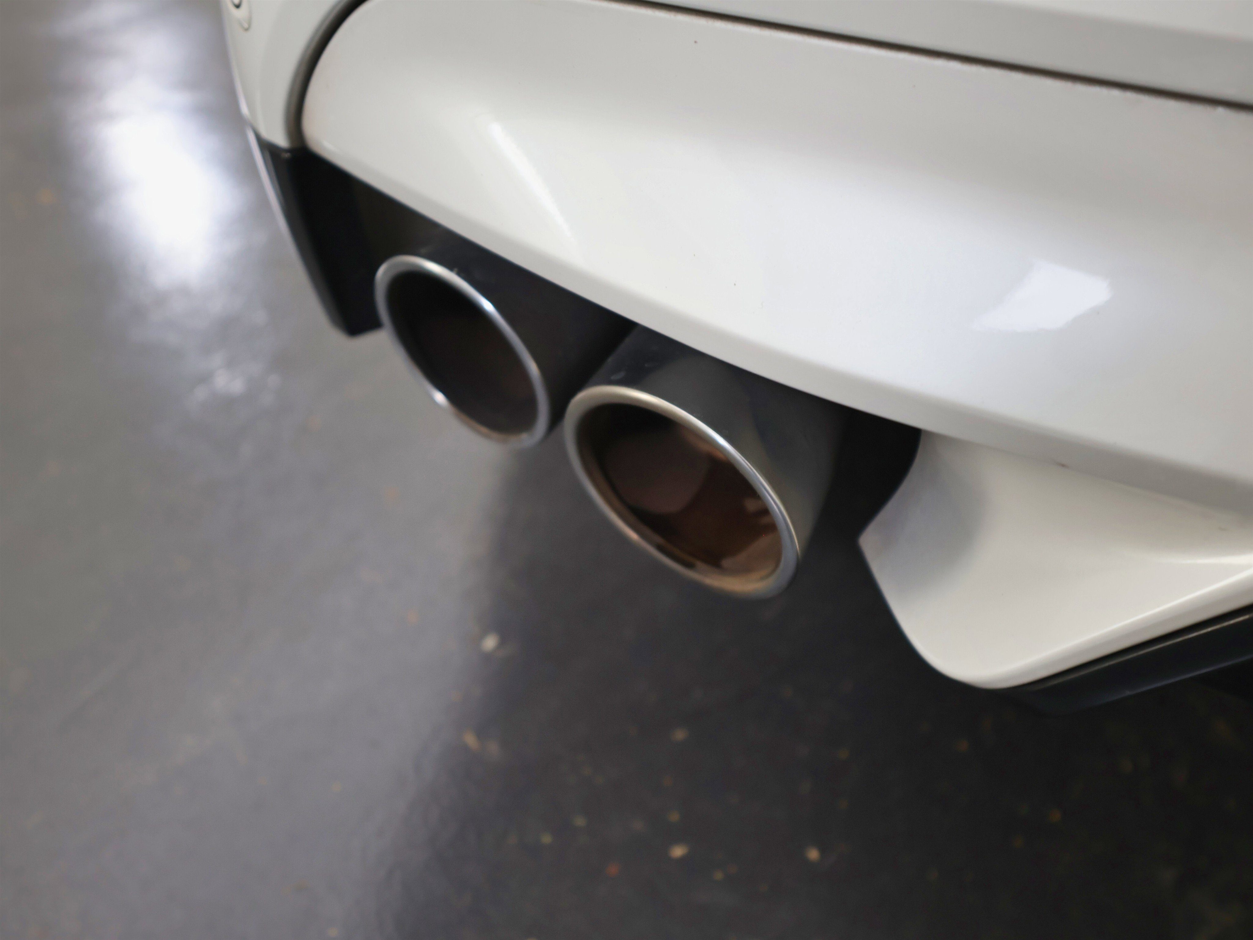 Used 2021 BMW X6 M w/ Executive Package image 15