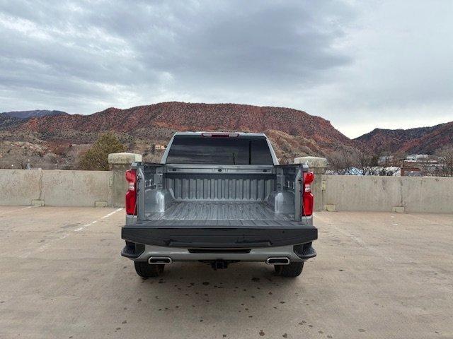 Used 2023 Chevrolet Silverado 1500 RST w/ Z71 Off-Road Package image 8