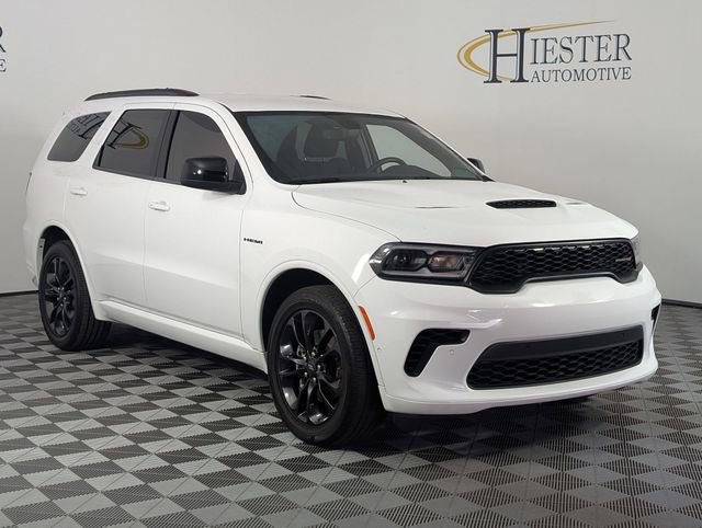 Used 2023 Dodge Durango R/T w/ Blacktop Package image 2