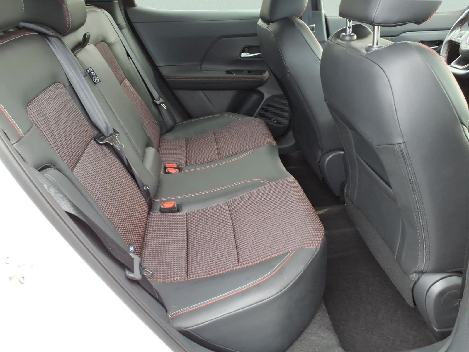 Certified 2025 Nissan Kicks SR AWD/4WD image 25