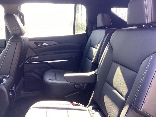 New 2026 Chevrolet Traverse LT w/ Midnight/Sport Edition image 13