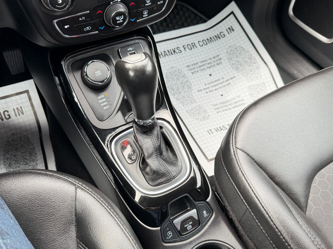 Used 2019 Jeep Compass Latitude image 24