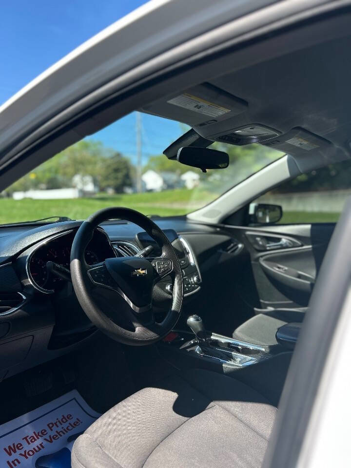 Used 2020 Chevrolet Malibu LT image 8