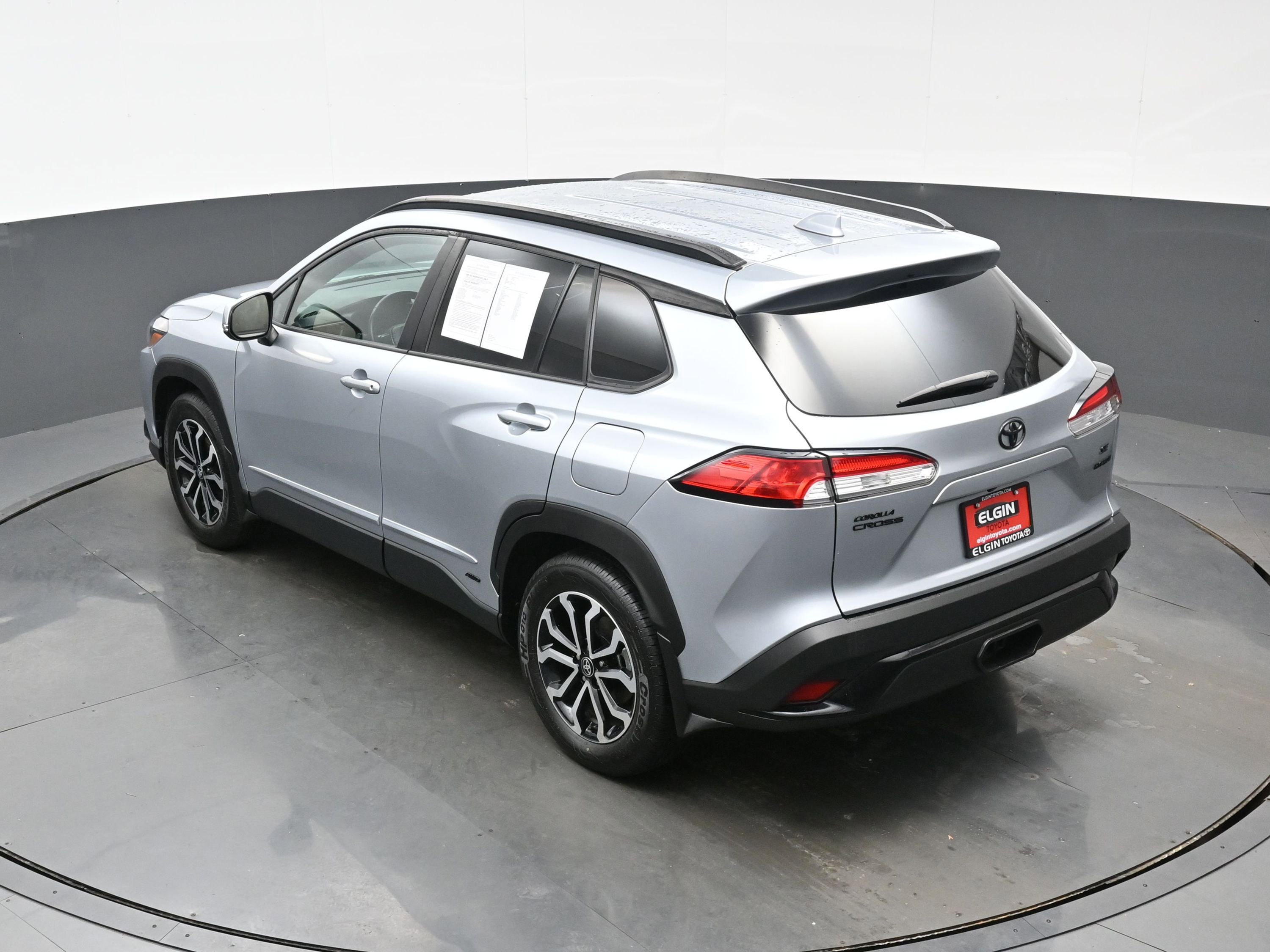 Used 2023 Toyota Corolla Cross S image 29