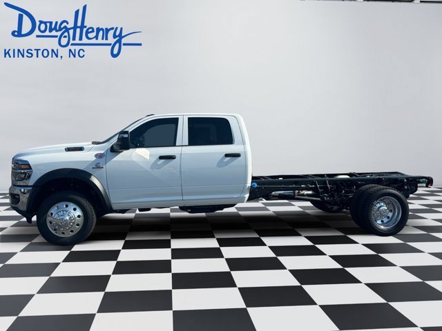 New 2026 RAM 5500 Tradesman w/ Chrome Appearance Group AWD/4WD image 2