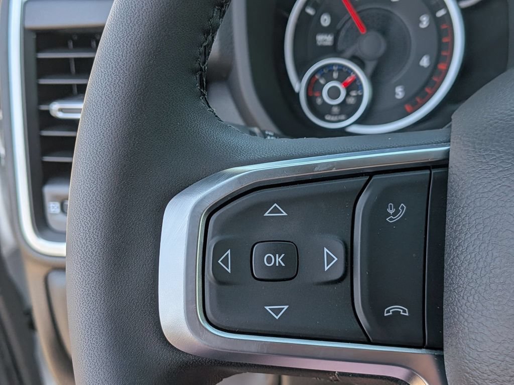 New 2026 RAM 2500 Big Horn AWD/4WD image 15