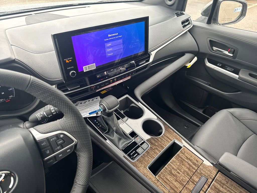 New 2026 Toyota Sienna Platinum image 20