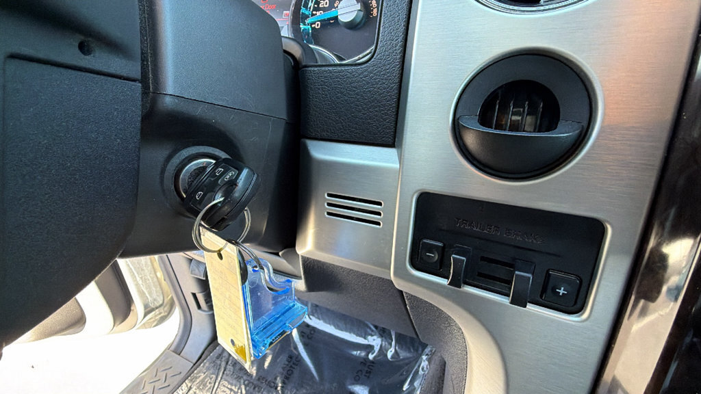 Used 2013 Ford F150 Platinum RWD image 17