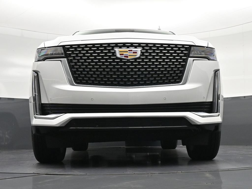 Used 2023 Cadillac Escalade Premium Luxury RWD image 33
