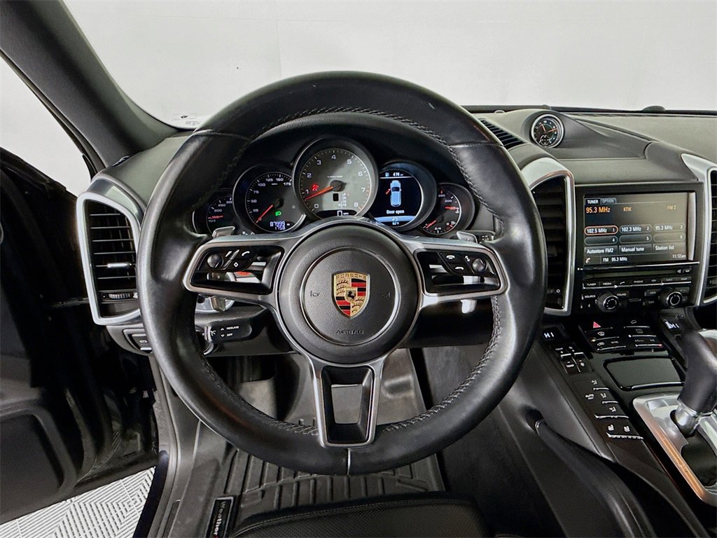 Used 2016 Porsche Cayenne S image 12