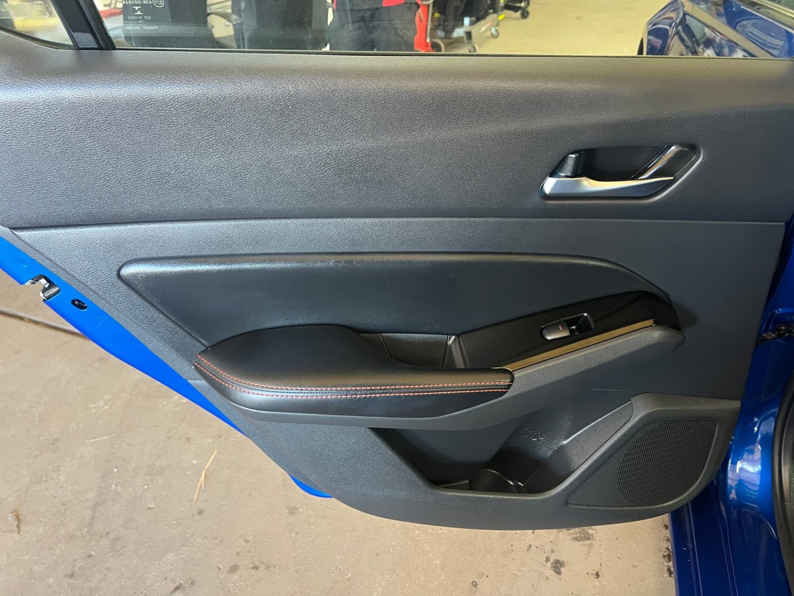 Used 2025 Nissan Altima 2.5 SR FWD image 24