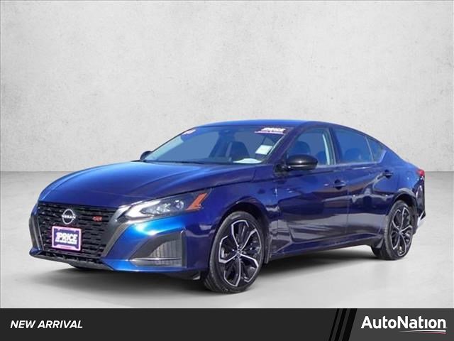 Used 2023 Nissan Altima 2.5 SR w/ SR Premium Package
