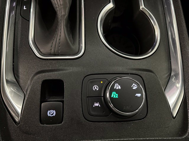 Used 2022 Chevrolet Traverse Premier w/ Redline Edition AWD/4WD image 21