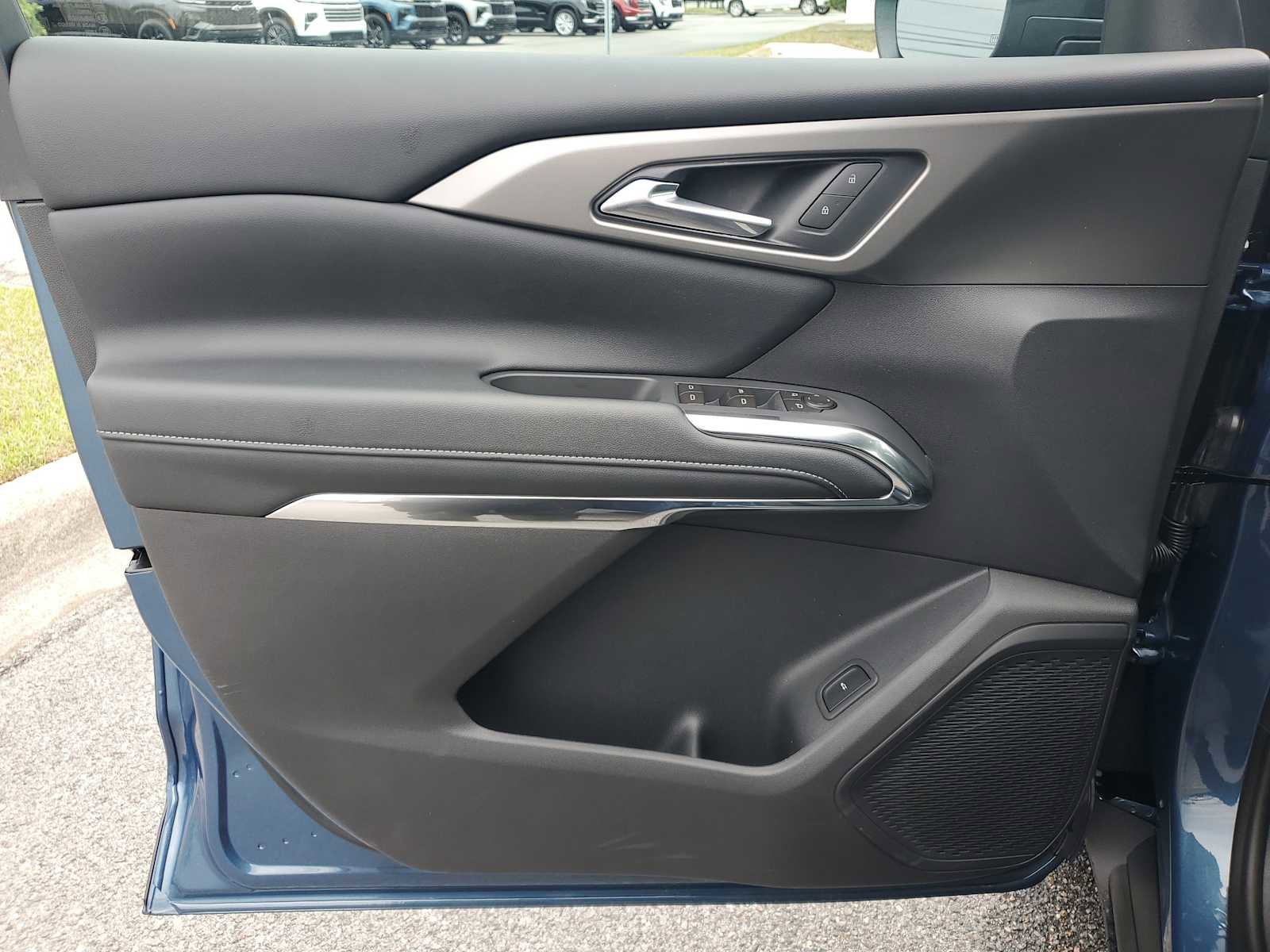 New 2026 Chevrolet Traverse LT w/ Driver Confidence Package image 16