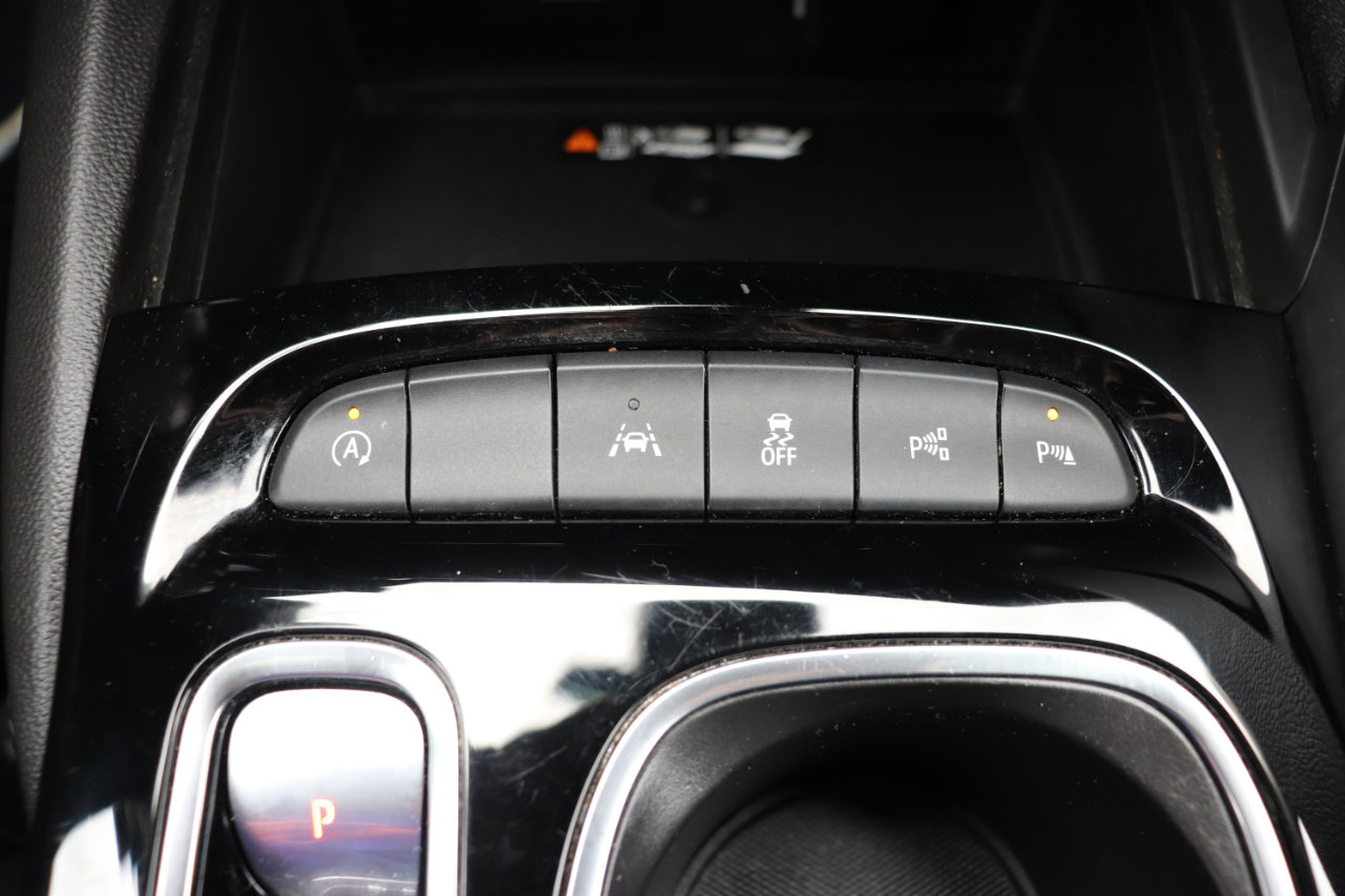 Used 2022 Buick Envision Avenir w/ Technology Package II image 45