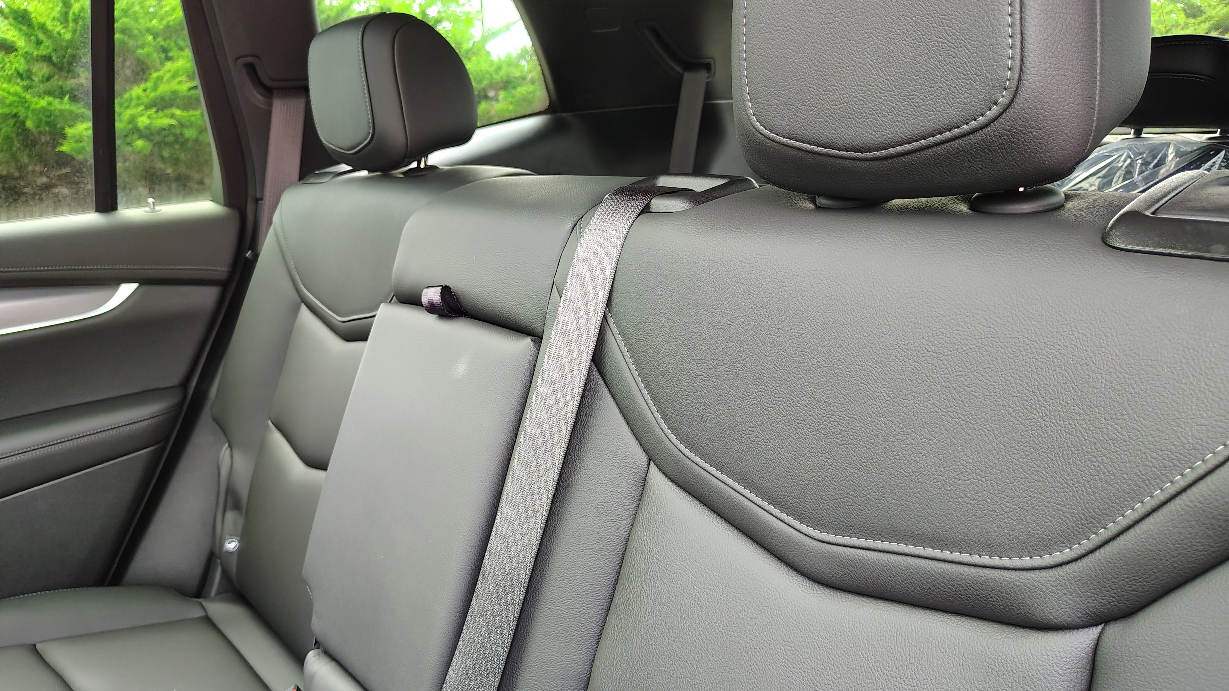 New 2025 Cadillac XT6 Luxury image 35