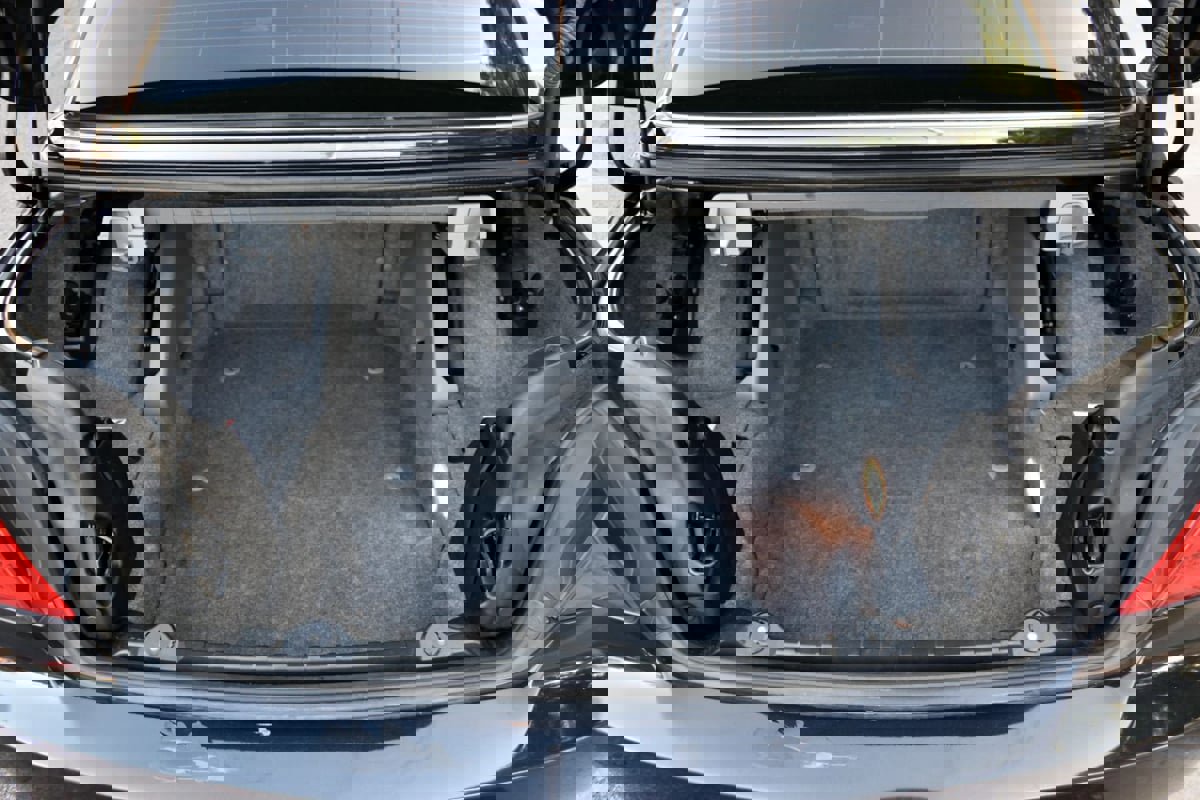 Used 2012 BMW M3 Convertible w/ Premium Pkg image 23