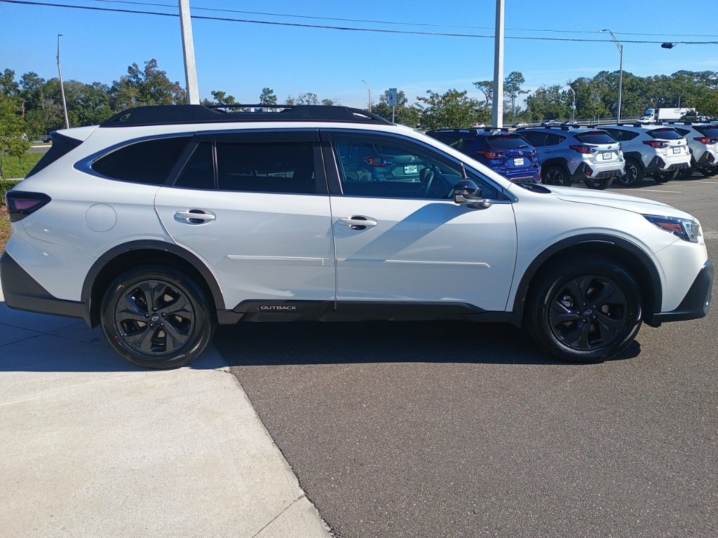 Certified 2022 Subaru Outback Onyx Edition XT w/ Popular Package #2 image 4