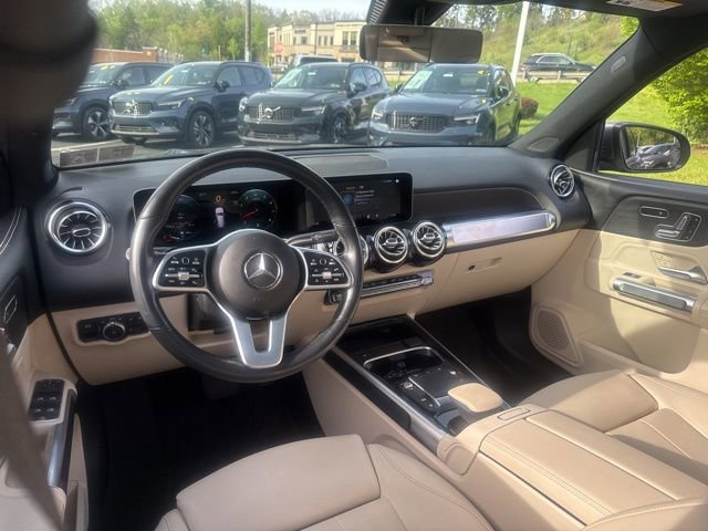 Used 2021 Mercedes-Benz GLB 250 4MATIC image 8