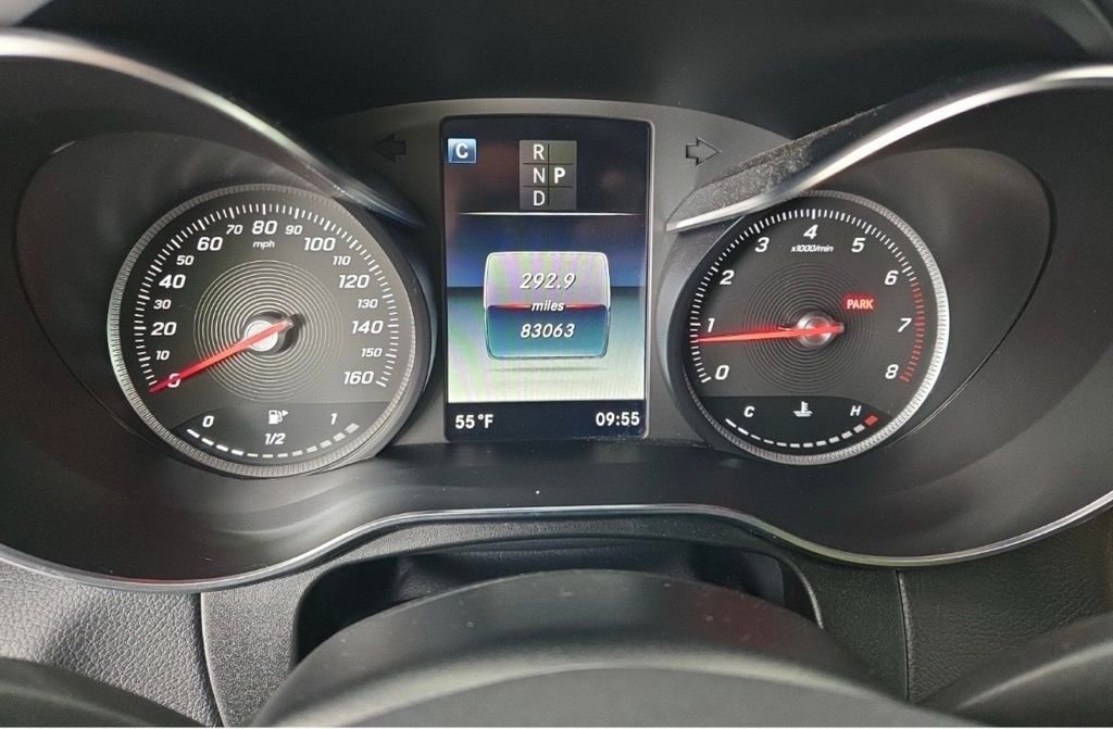 Used 2019 Mercedes-Benz GLC 300 4MATIC image 8