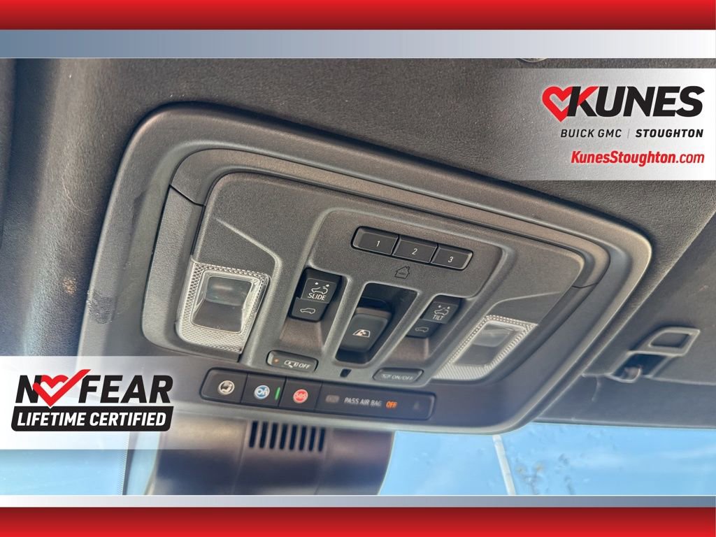 Used 2025 GMC Sierra 3500 Denali Ultimate AWD/4WD image 37