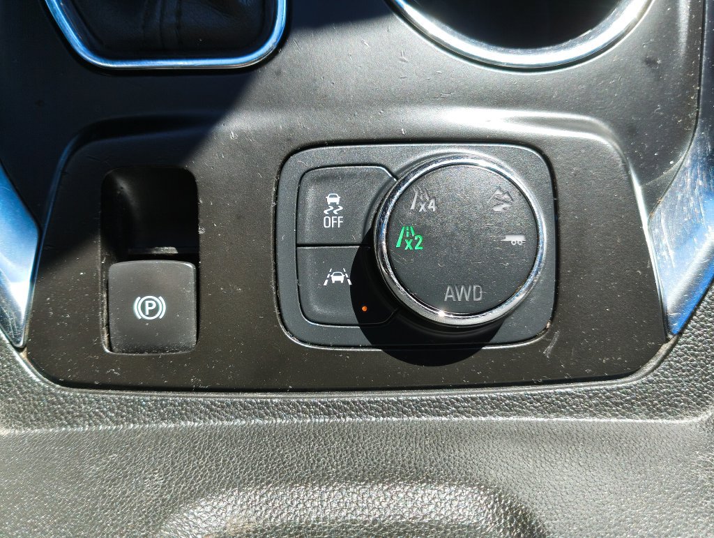 Used 2021 Chevrolet Traverse Premier w/ Redline Edition AWD/4WD image 26