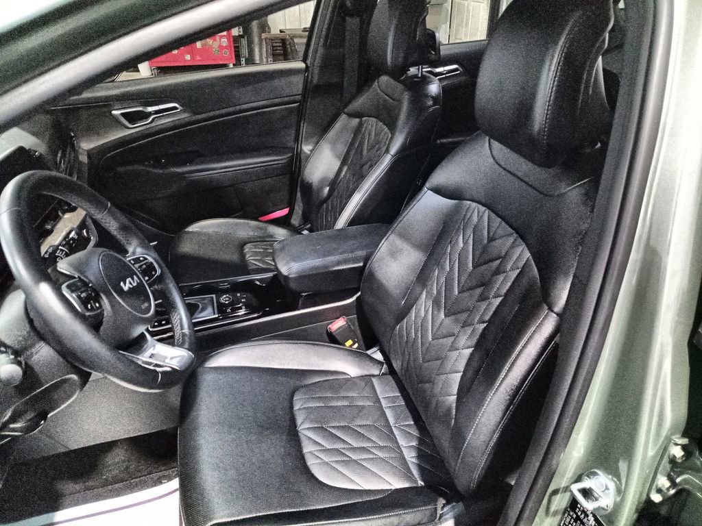 Used 2025 Kia Sportage X-Line w/ Premium Package AWD/4WD image 15