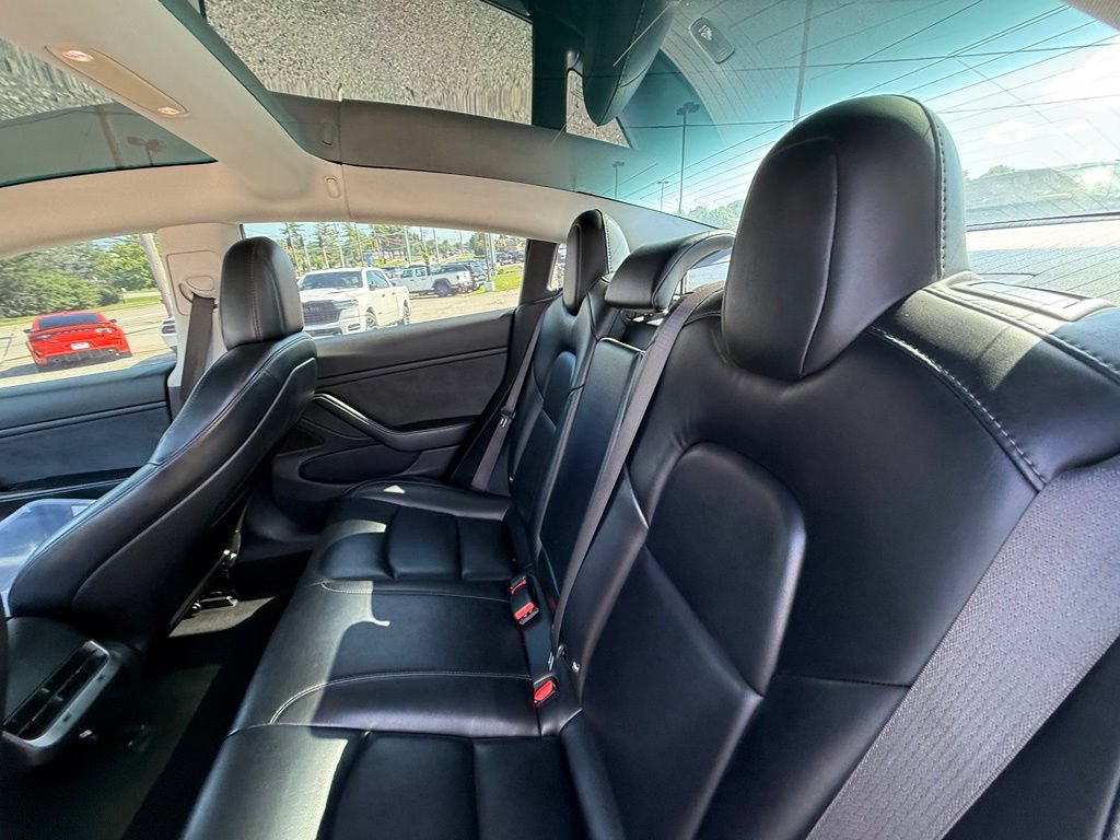 Used 2018 Tesla Model 3 Long Range RWD image 22