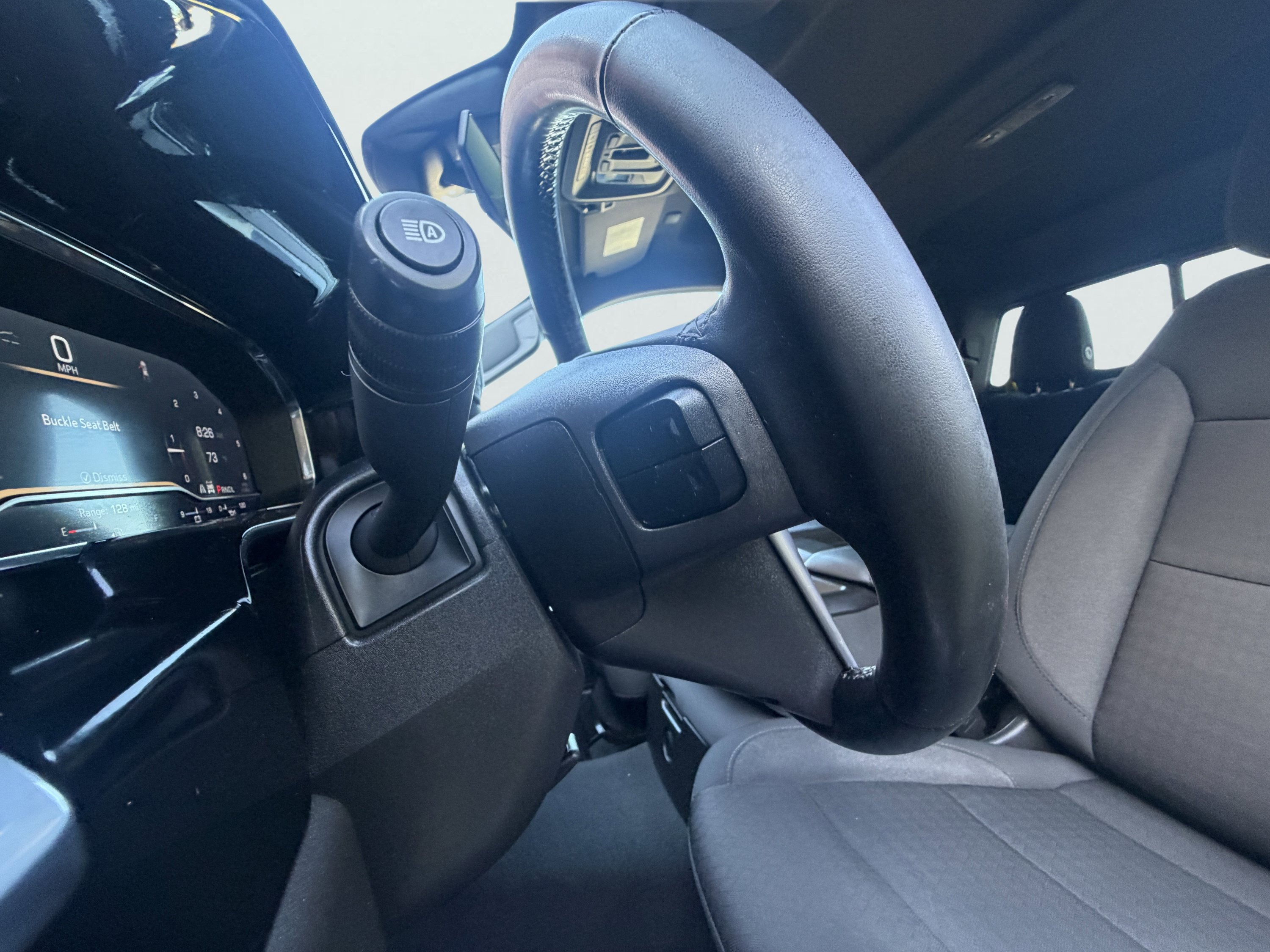Used 2024 GMC Sierra 1500 SLE w/ Preferred Package AWD/4WD image 33
