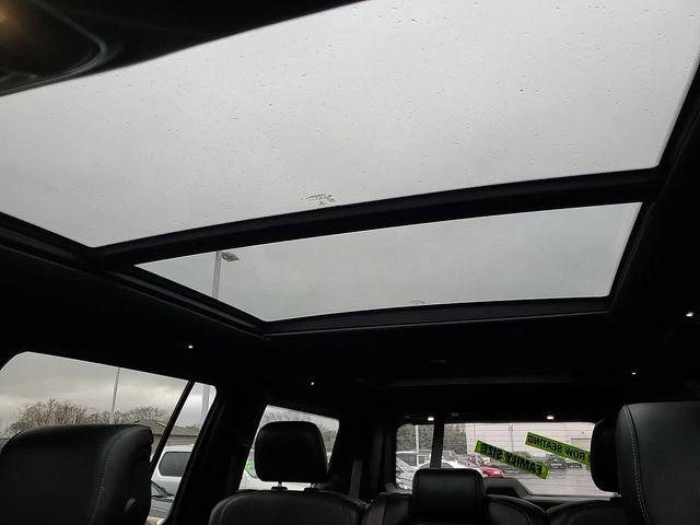 Used 2022 Jeep Wagoneer Series III w/ Premium Group I image 24