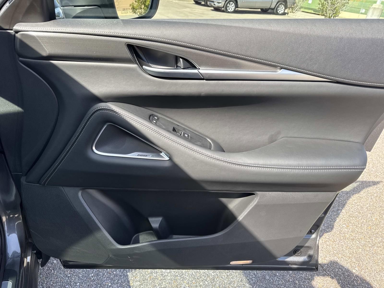 Certified 2025 INFINITI QX60 Luxe w/ Vision Package image 17