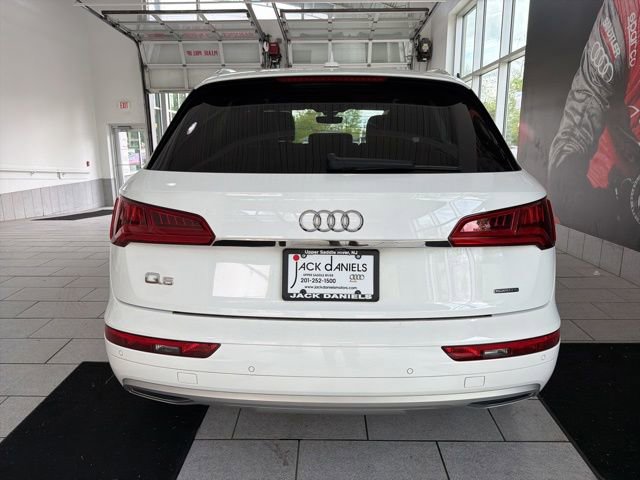 Used 2020 Audi Q5 2.0T Premium Plus w/ Premium Plus Package AWD/4WD image 4
