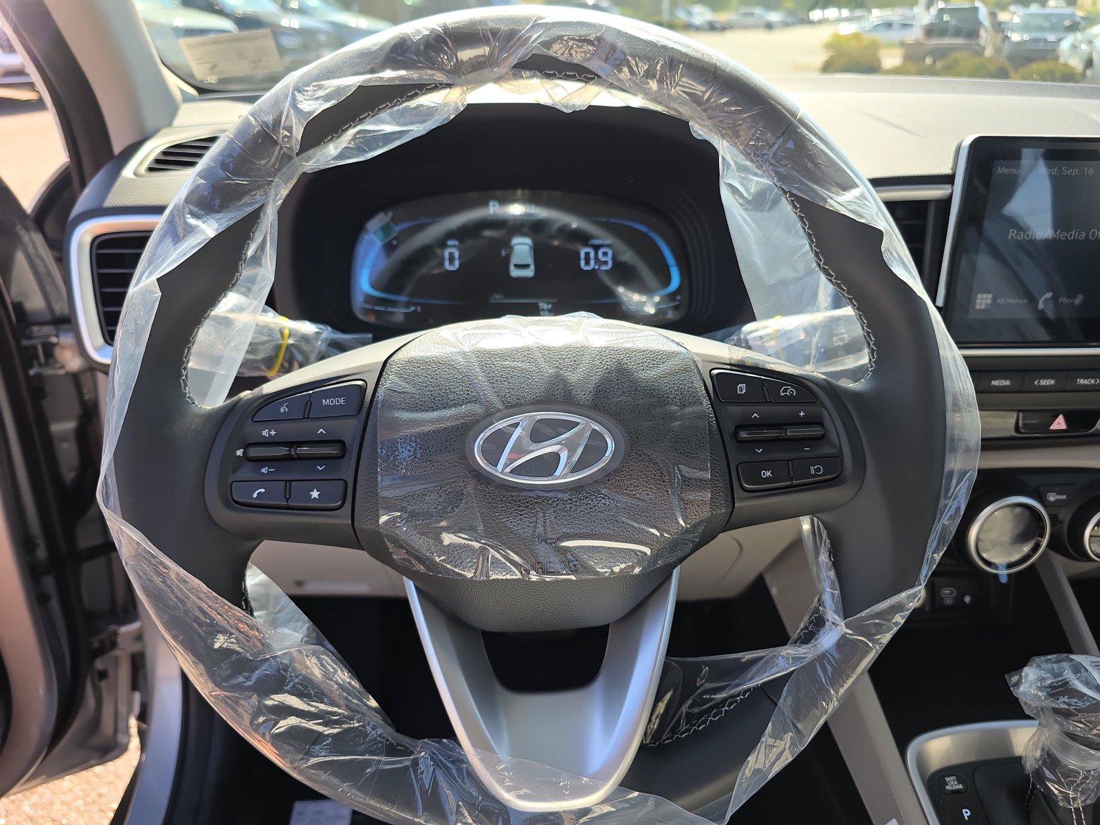 New 2026 Hyundai Venue SEL FWD image 14