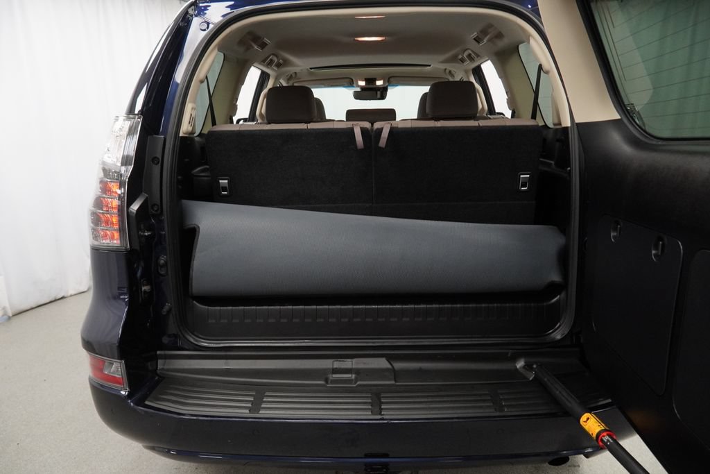 Used 2022 Lexus GX 460 Premium w/ Premium Plus Package AWD/4WD image 31