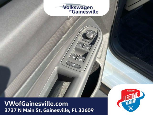 Certified 2023 Volkswagen GTI Autobahn FWD image 17