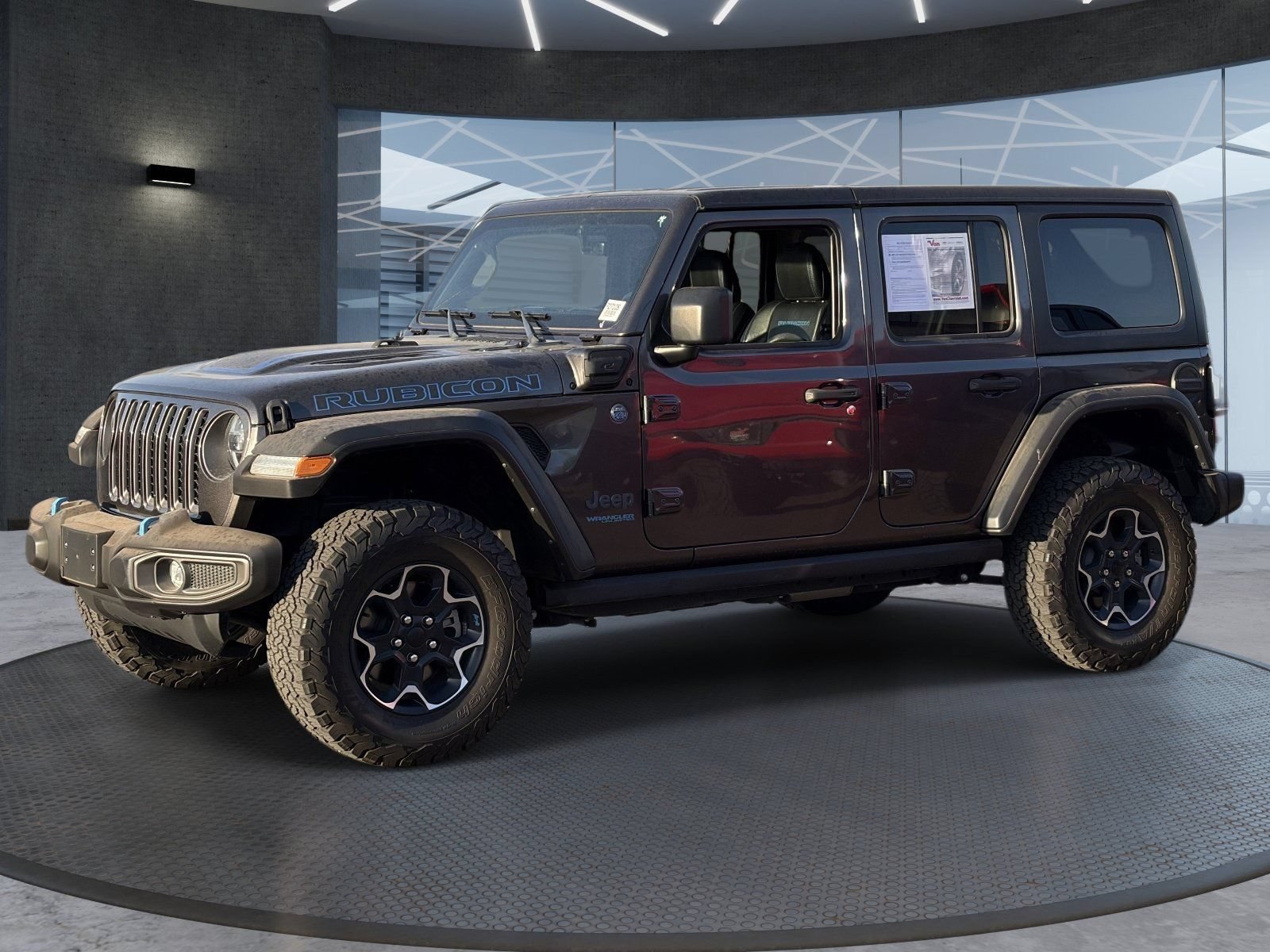 Used 2022 Jeep Wrangler Unlimited Rubicon 4xe AWD/4WD image 2