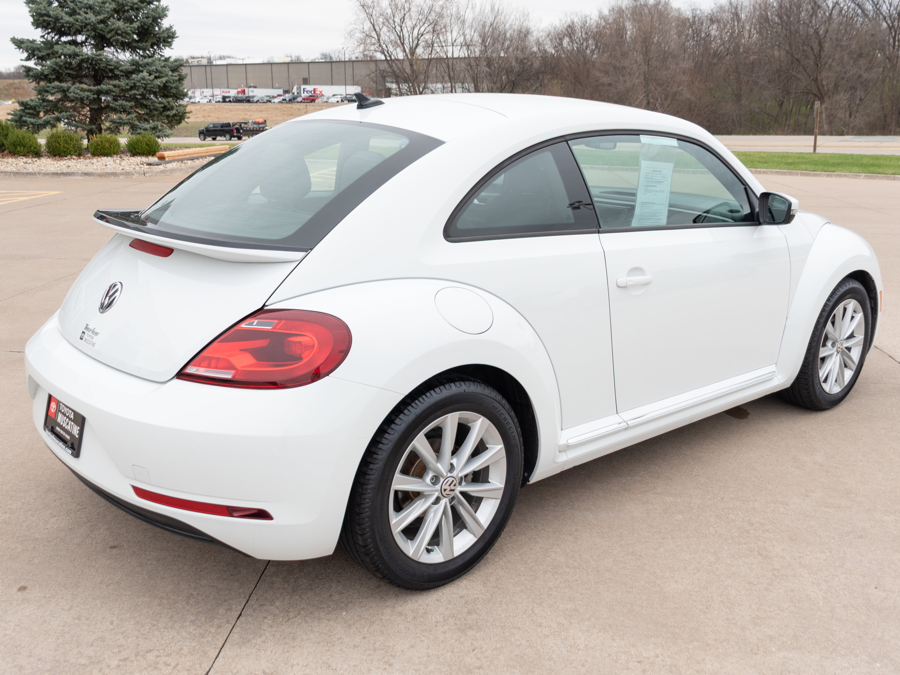 Used 2018 Volkswagen Beetle 2.0T S image 19