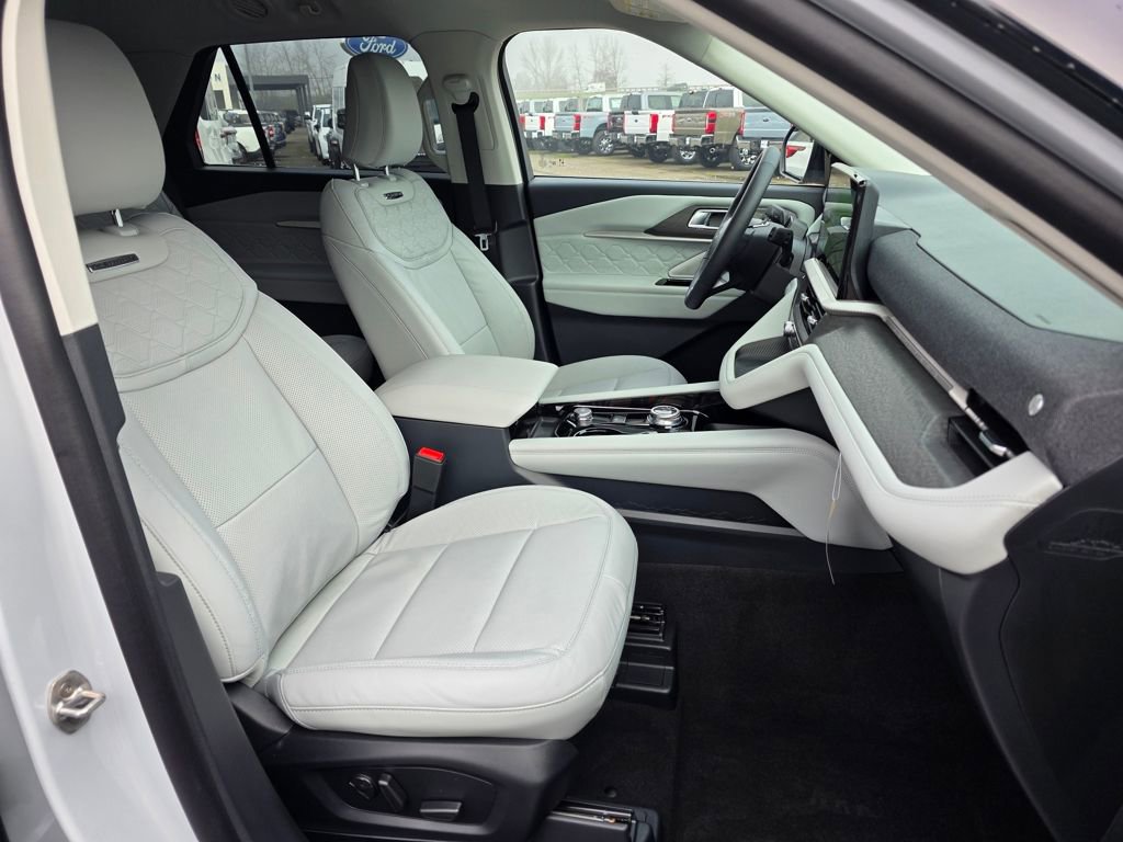New 2026 Ford Explorer Platinum w/ LUX Leather Package image 34