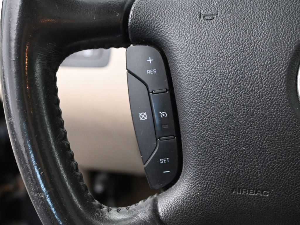 Used 2011 Chevrolet Impala LT w/ Luxury Edition Package FWD image 29