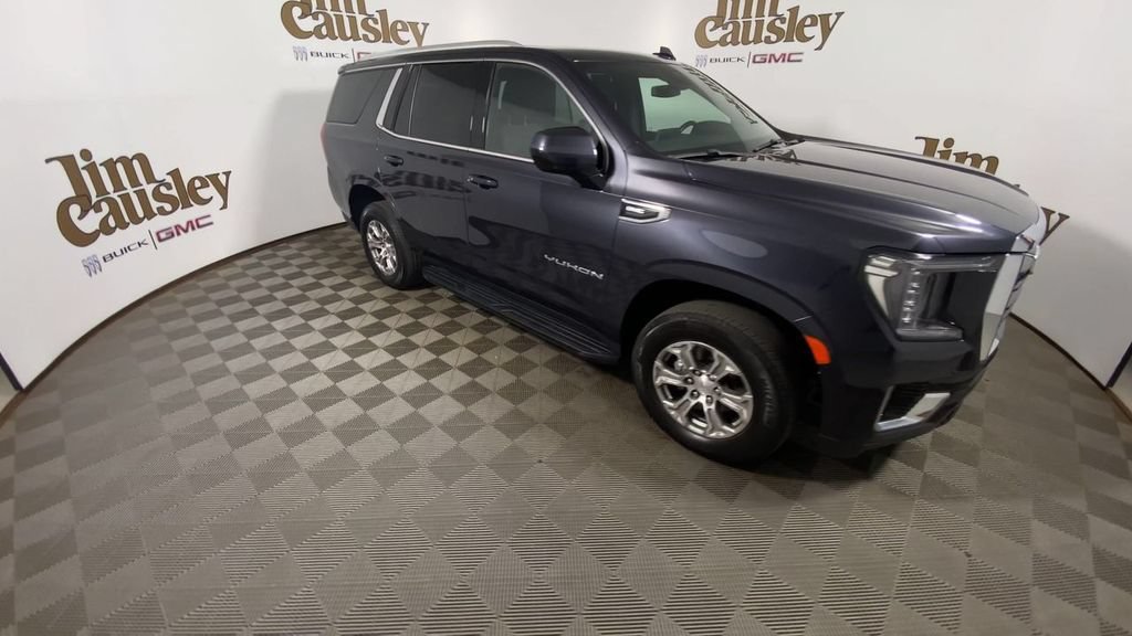 Certified 2023 GMC Yukon SLE w/ Max Trailering Package AWD/4WD image 2